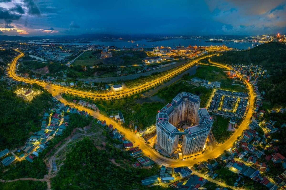 Các trung tâm thương mại tác động thế nào đến giá bất động sản